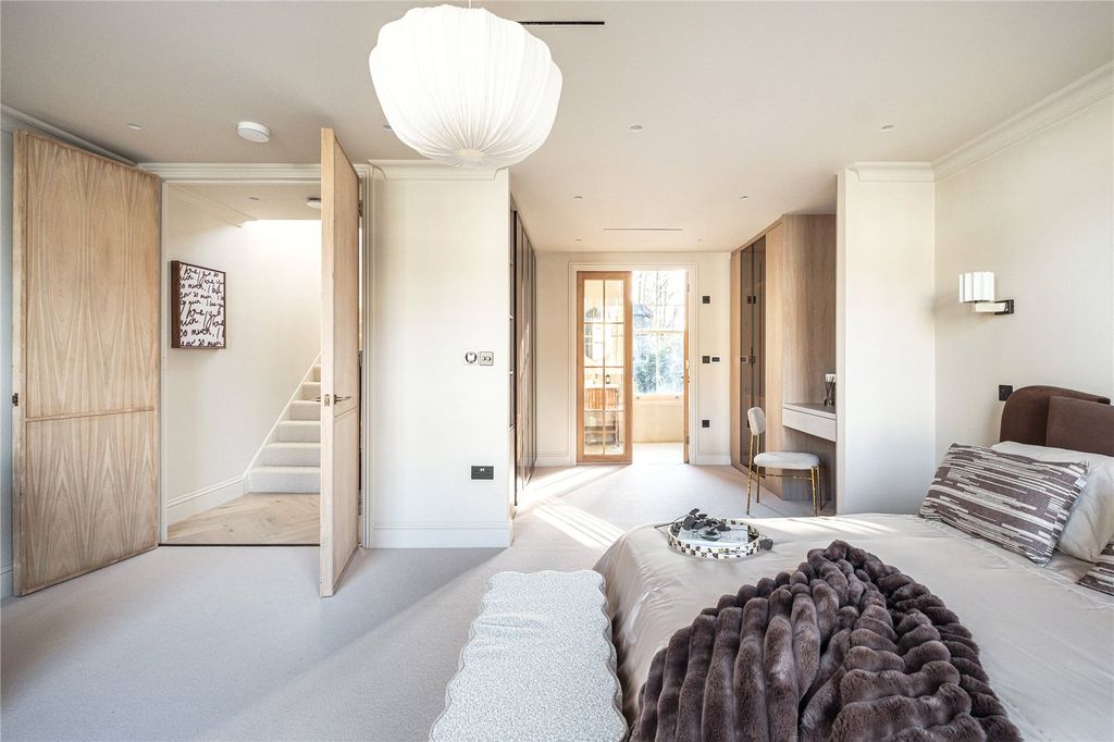 Property photo 3 of 32 Picture No. 61