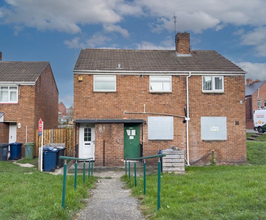 Property photo 2 of 21