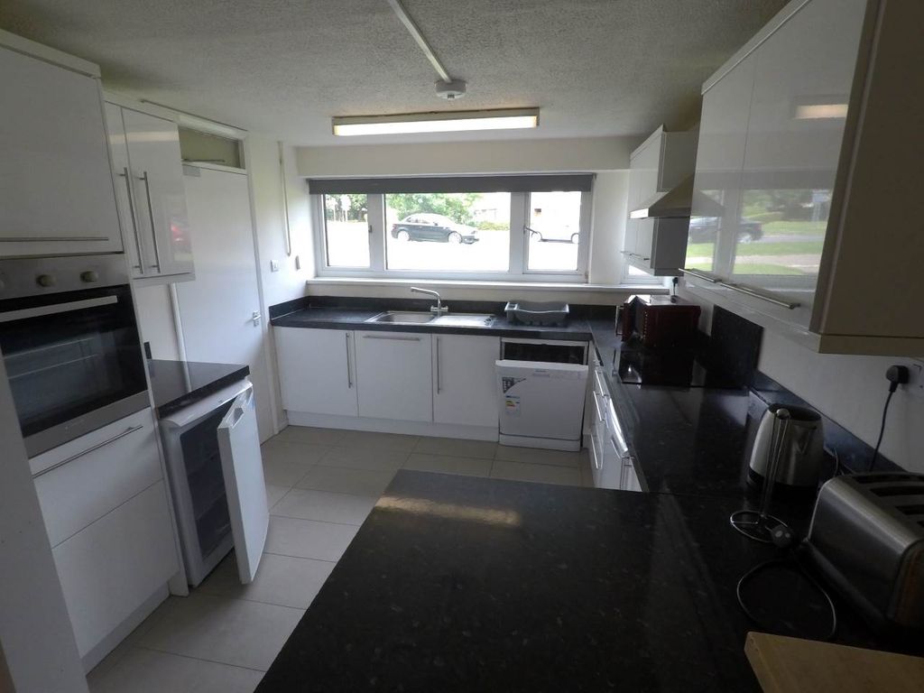 Property photo 3 of 6 Gopr0552