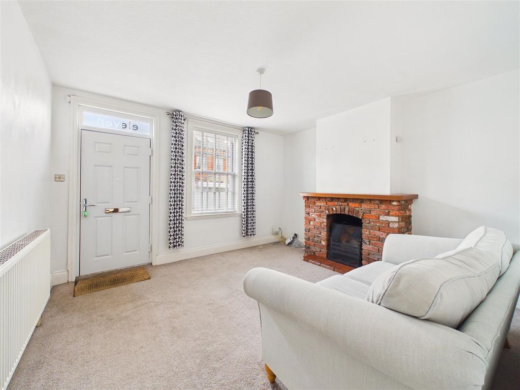 Property photo 2 of 11 Cam03303G0-Pr0310-Still005.Jpg