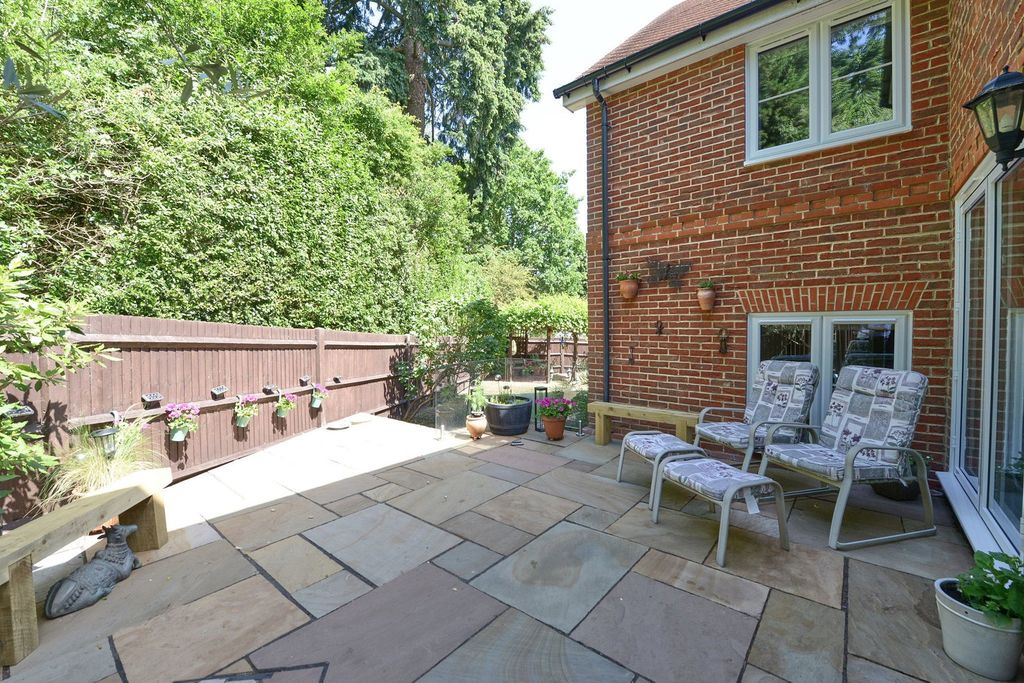 Additional image 24 of 5 bed detached house for saleFullerton Close, Fleet GU51
