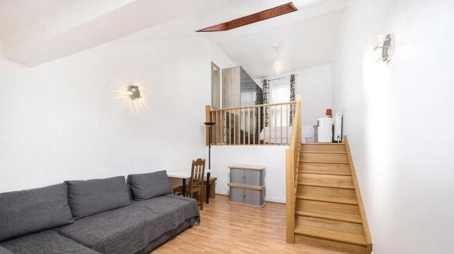 Property photo 2 of 7