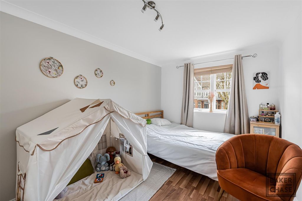 Property photo 2 of 14 Bedroom Two