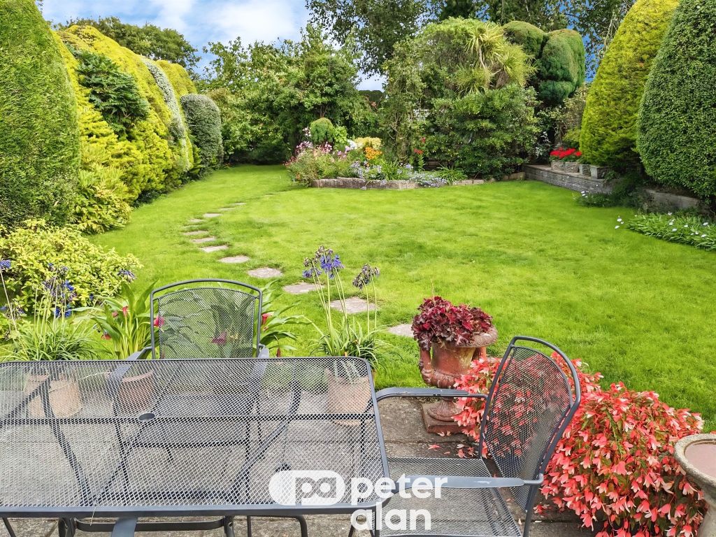 Property photo 1 of 33