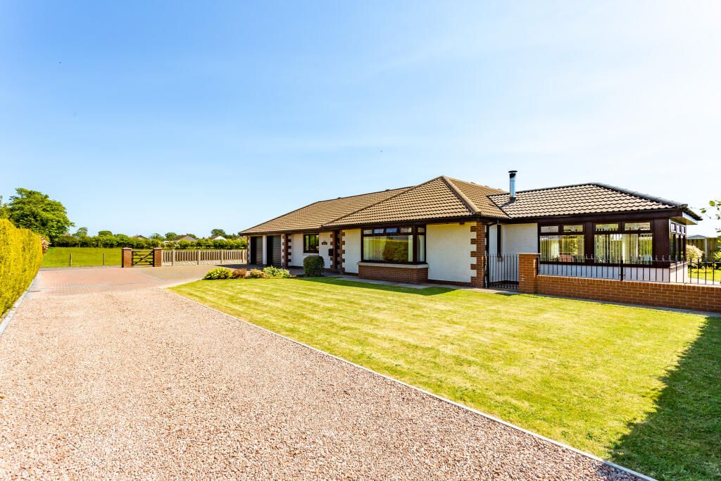 Property photo 2 of 43