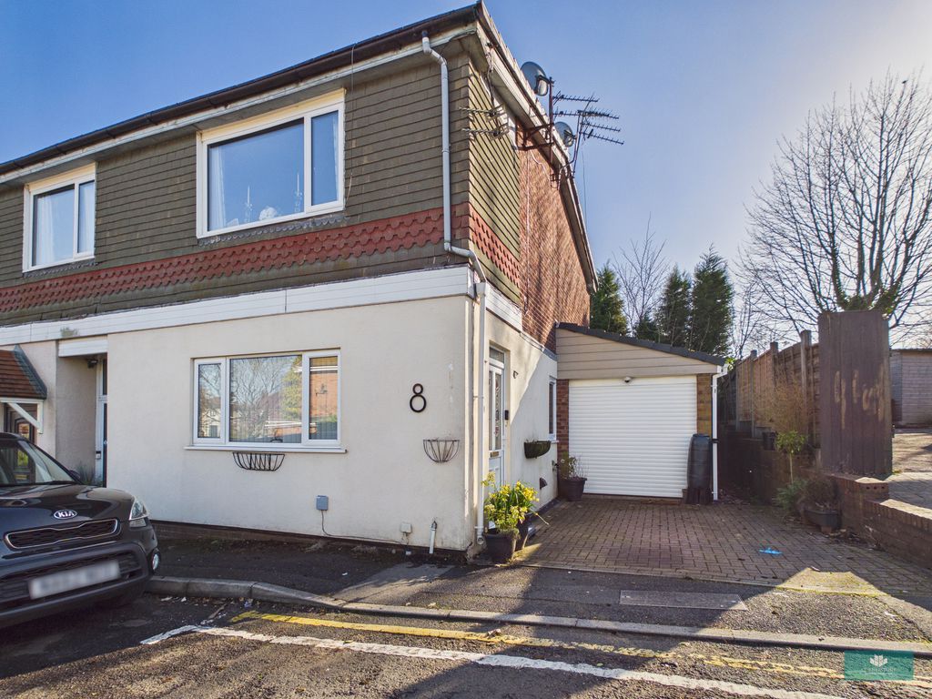 Property photo 1 of 15 Photo 16