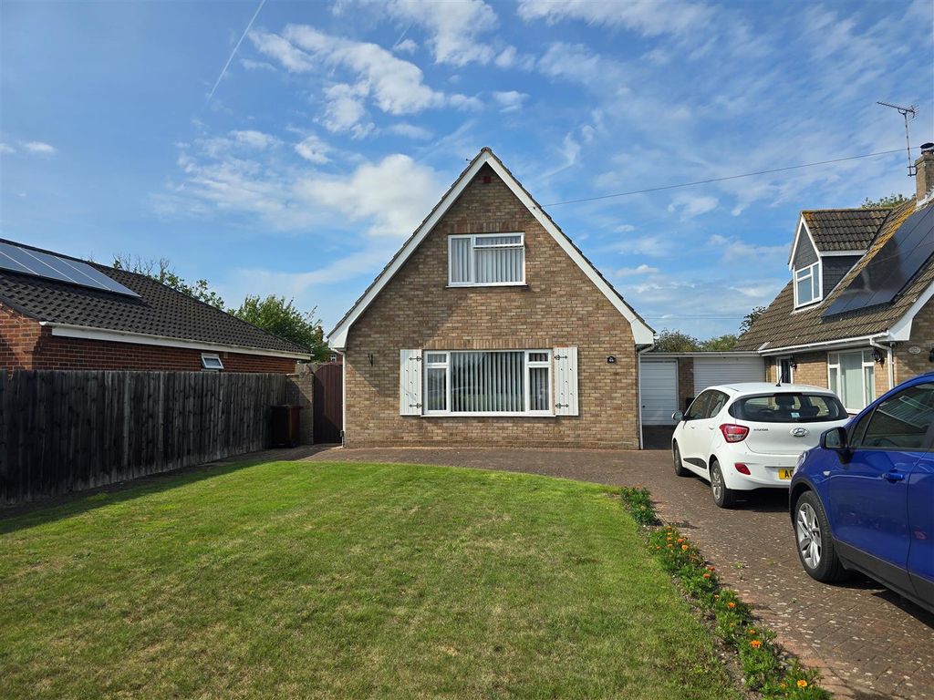 Property photo 1 of 14 Front