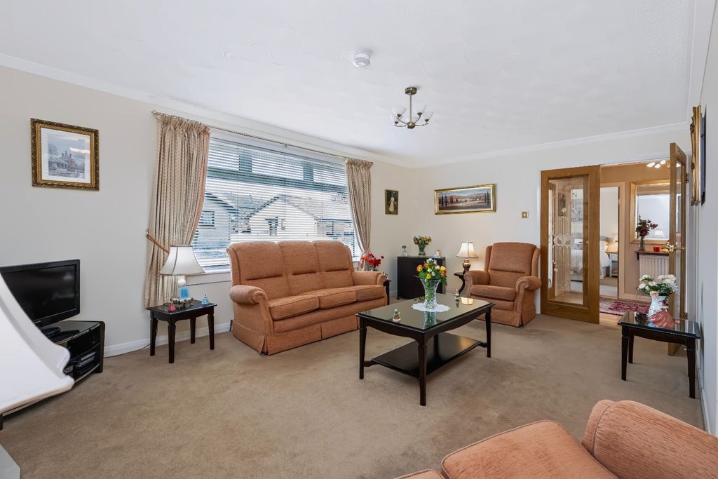 Property photo 3 of 32 5375415