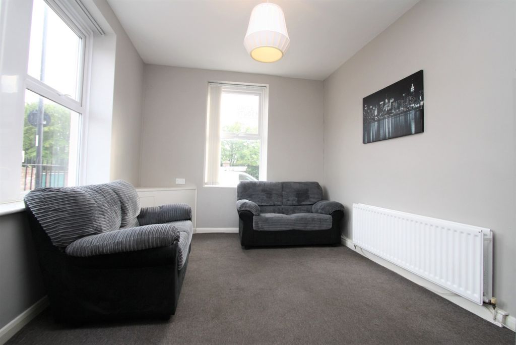 Property photo 1 of 13 3987500