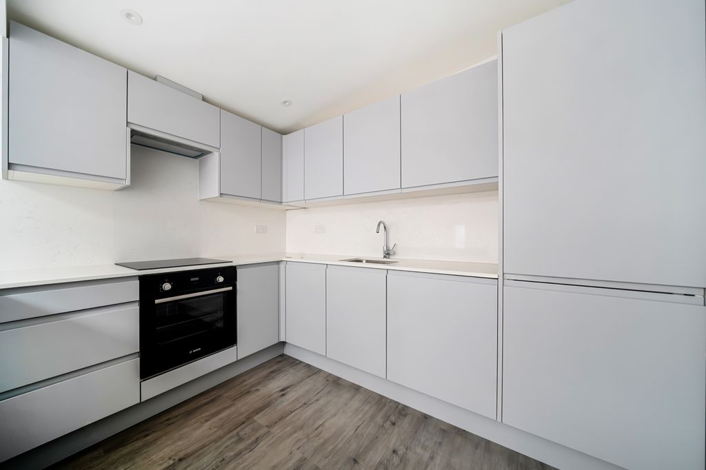 Property photo 3 of 14 1387329-4-69316Bf...