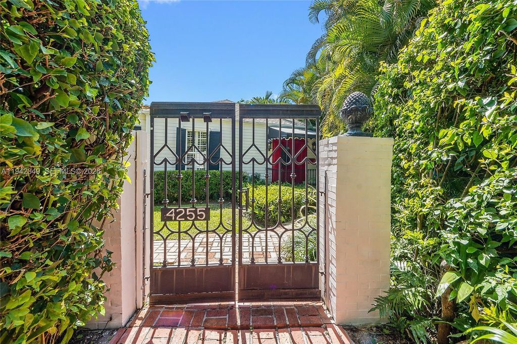 Property photo 2 of 25 <Alttext/>