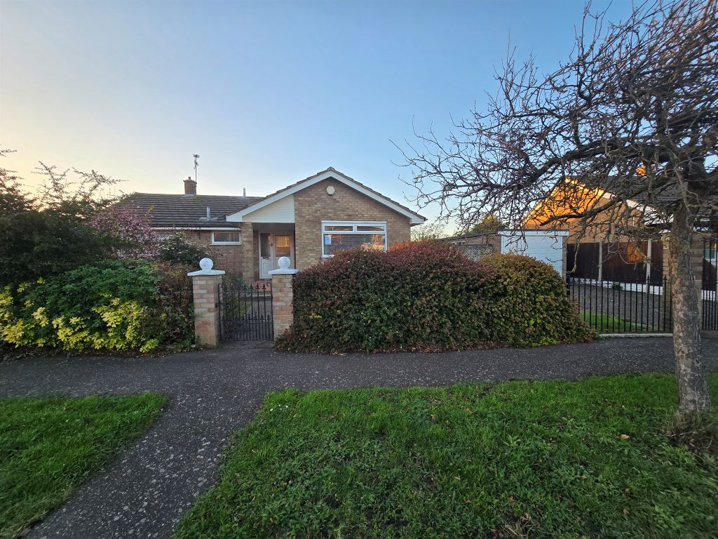 Property photo 1 of 12