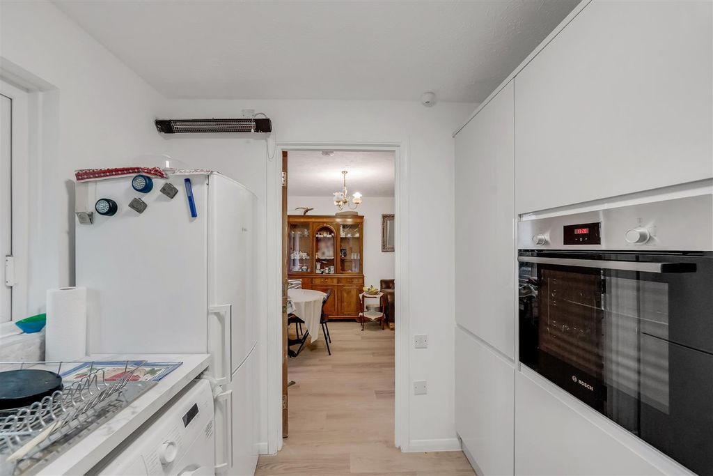 Property photo 3 of 23 Dsc08820_Hdr.Jpg