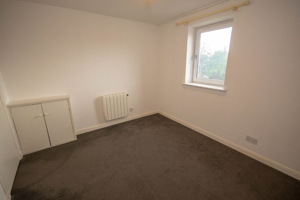 Property photo 3 of 10 Photo 3