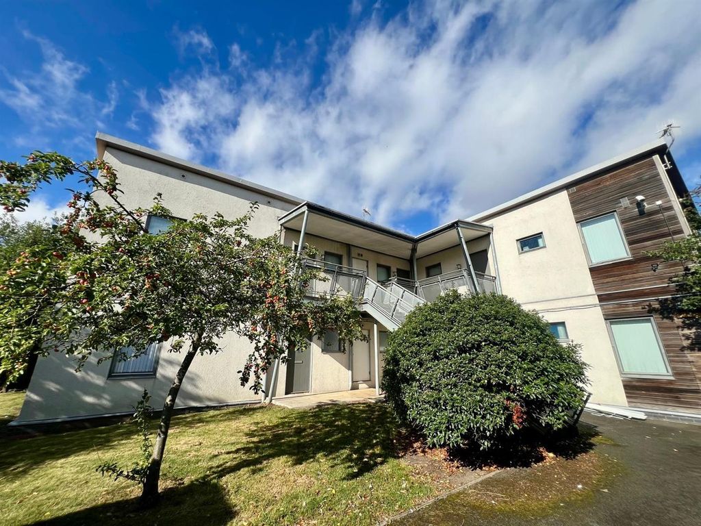 Property photo 1 of 7 External Acacia Road. .Jpg