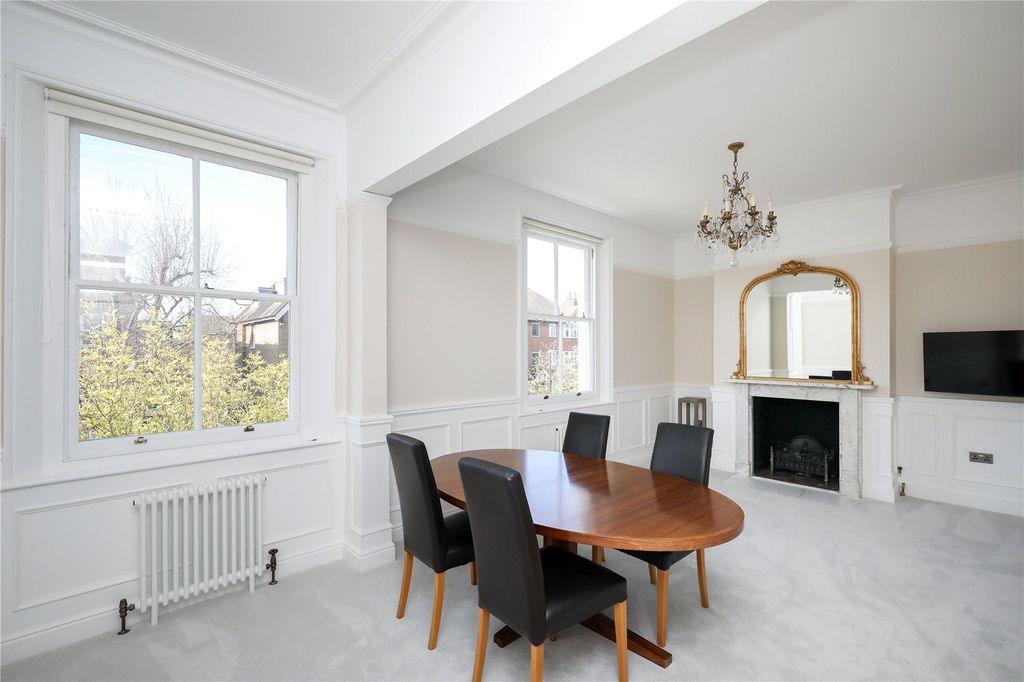 Property photo 3 of 10 Dining Room