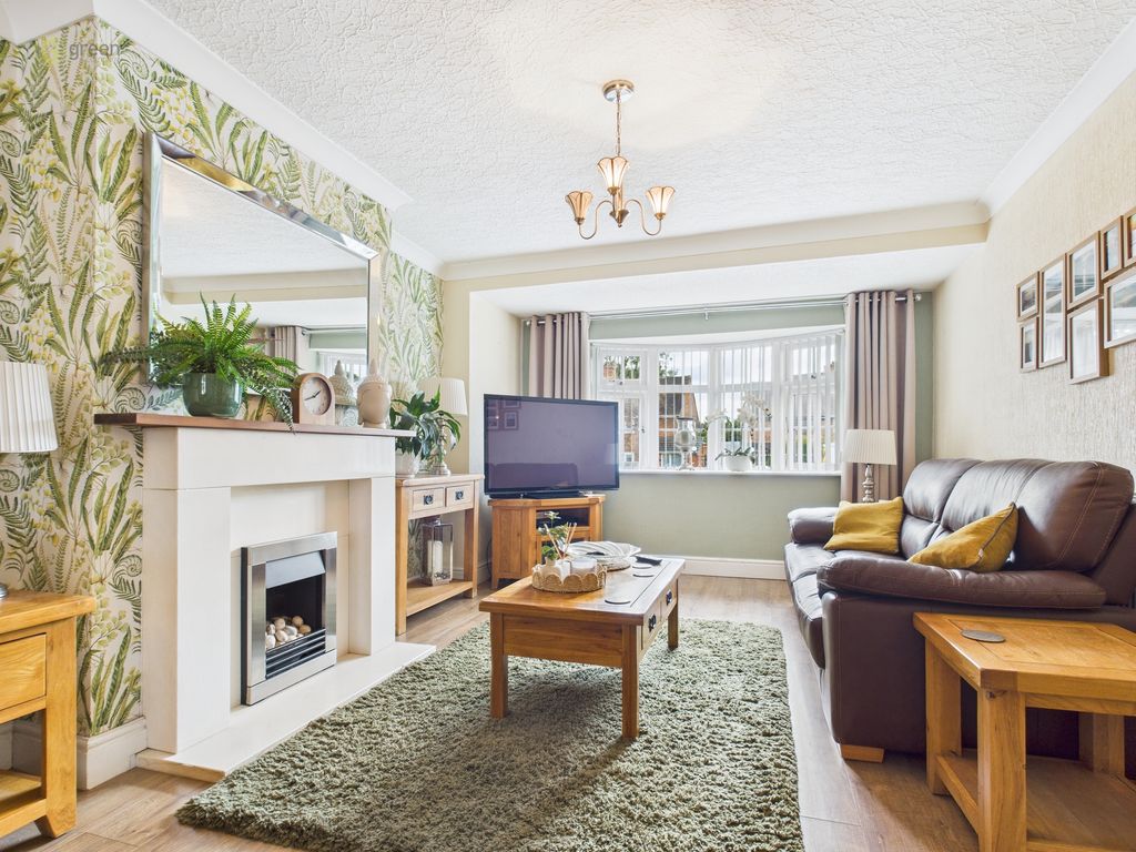 Property photo 2 of 40