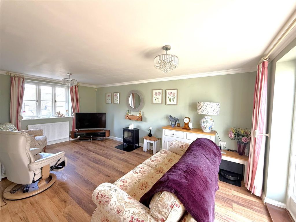 Property photo 2 of 16 2.Jpg