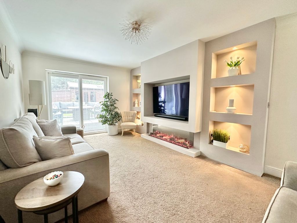 Property photo 2 of 22