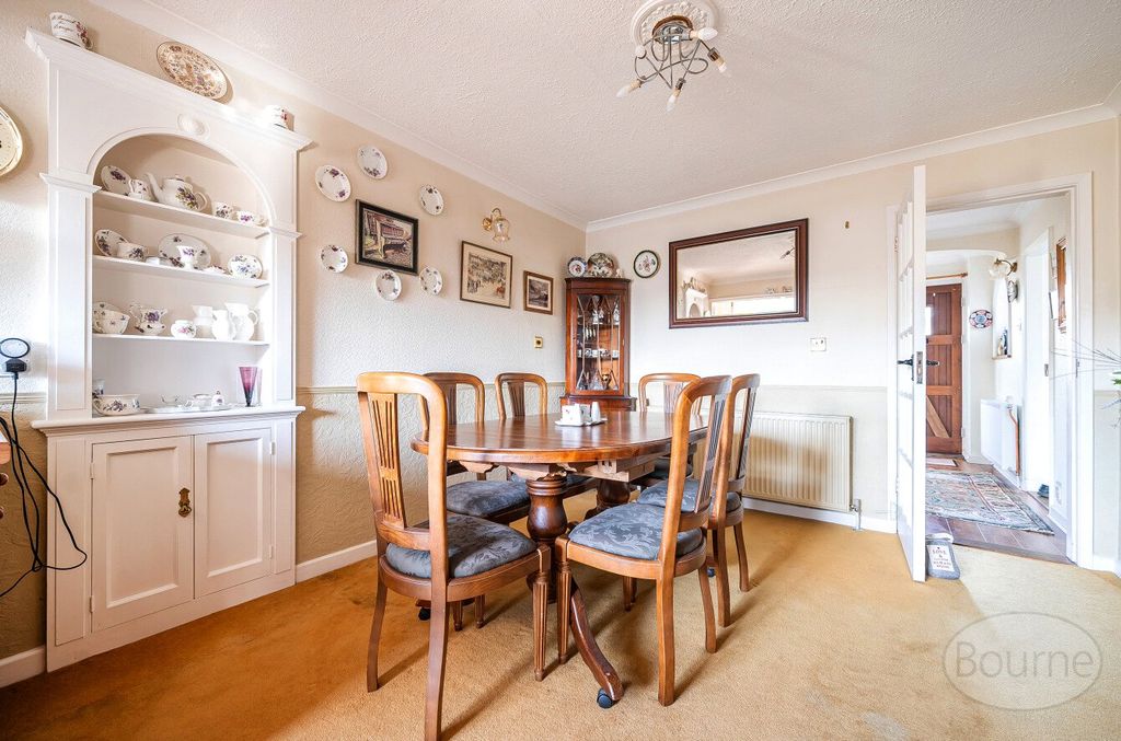 Additional image 4 of 4 bed detached house for saleThe Causeway, Petersfield, Hampshire GU31