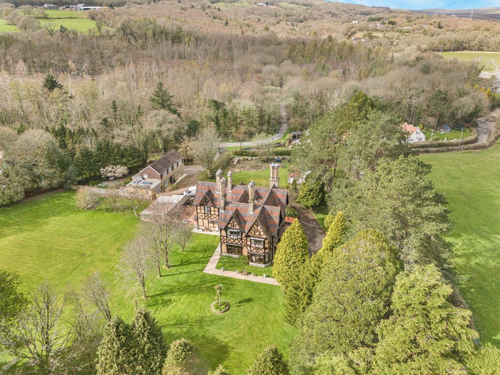 Property photo 1 of 48