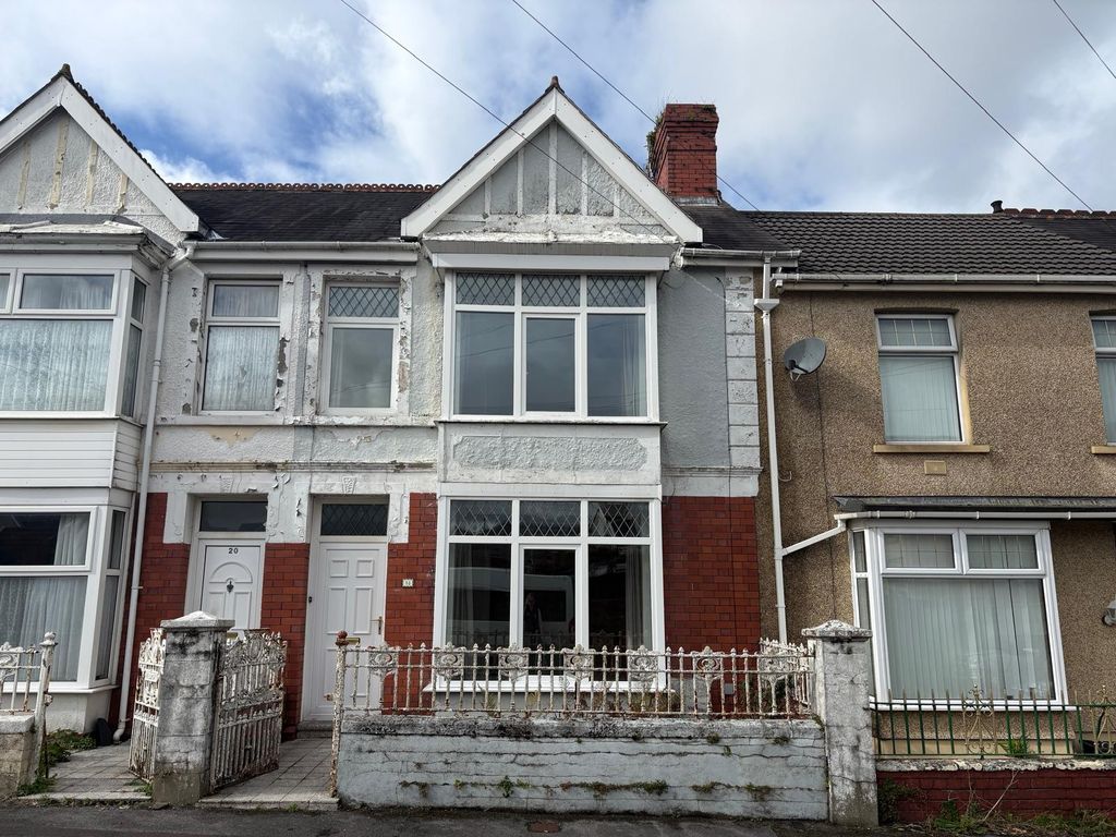 Property photo 1 of 16
