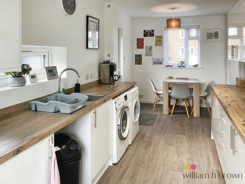 Property photo 3 of 13 Image