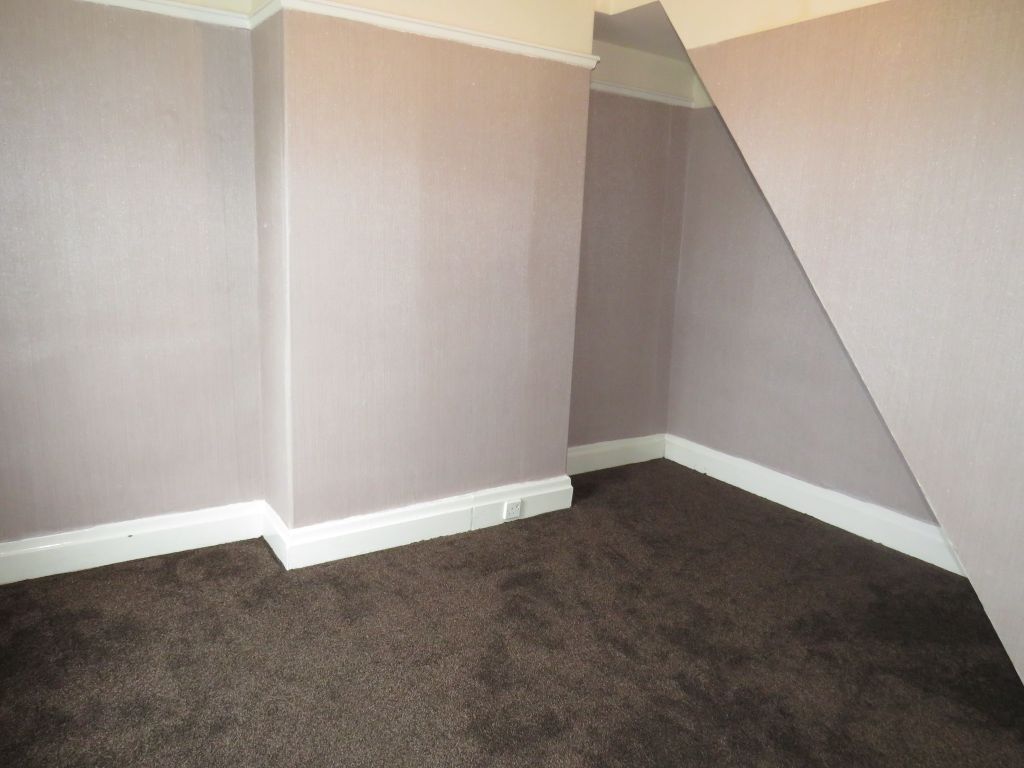 Property photo 3 of 10 Image