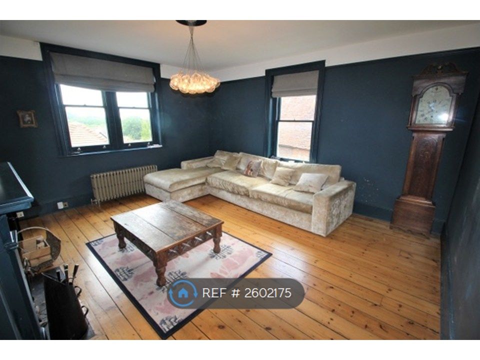 Property photo 3 of 8
