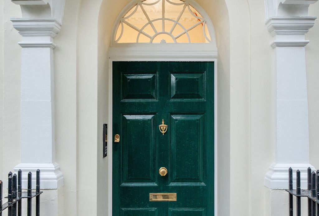 Property photo 2 of 10 1388940-5-6940166...