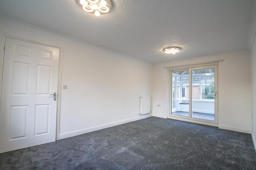 Property photo 2 of 14 Img_2067.Jpg