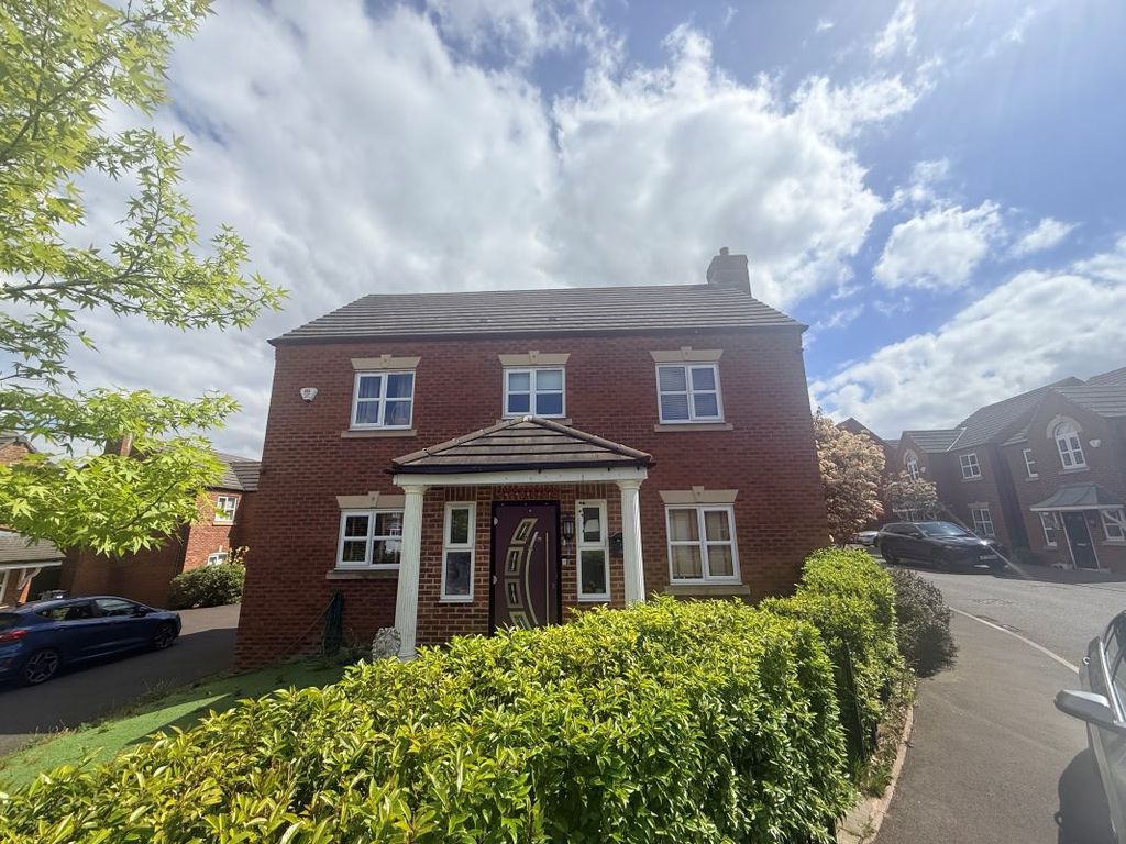 Property photo 2 of 64
