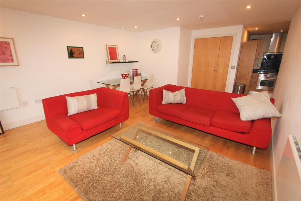 Property photo 1 of 9 Living Room.Jpg