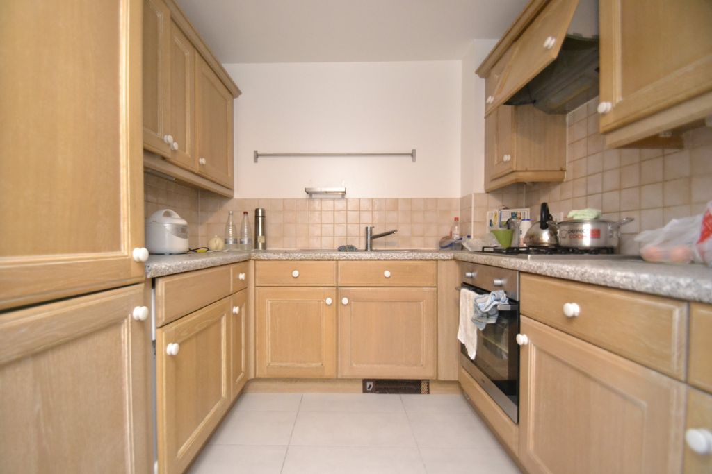 Property photo 3 of 6
