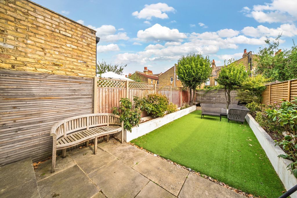 Property photo 3 of 20 Rear Garden