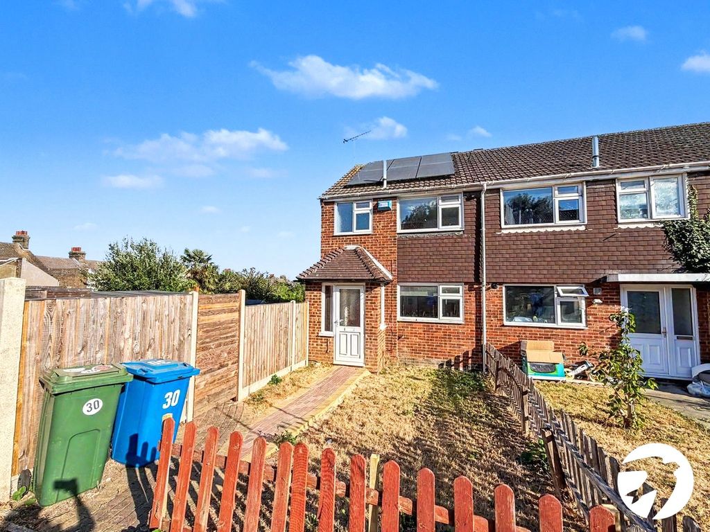 Property photo 1 of 17 Picture No. 01