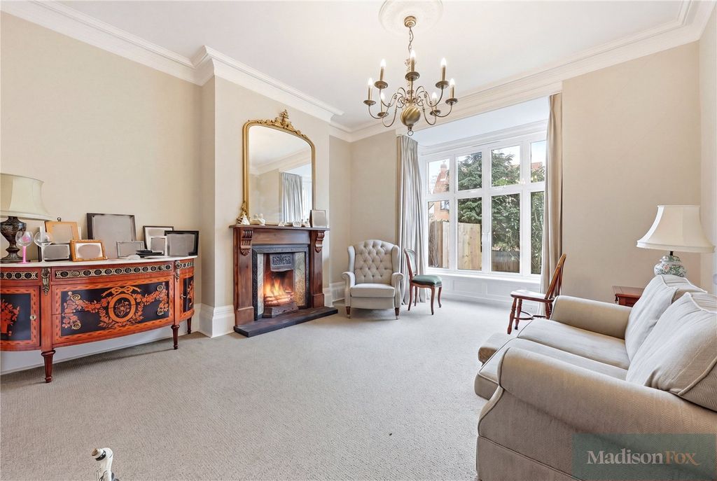 Property photo 3 of 34 Picture No. 51