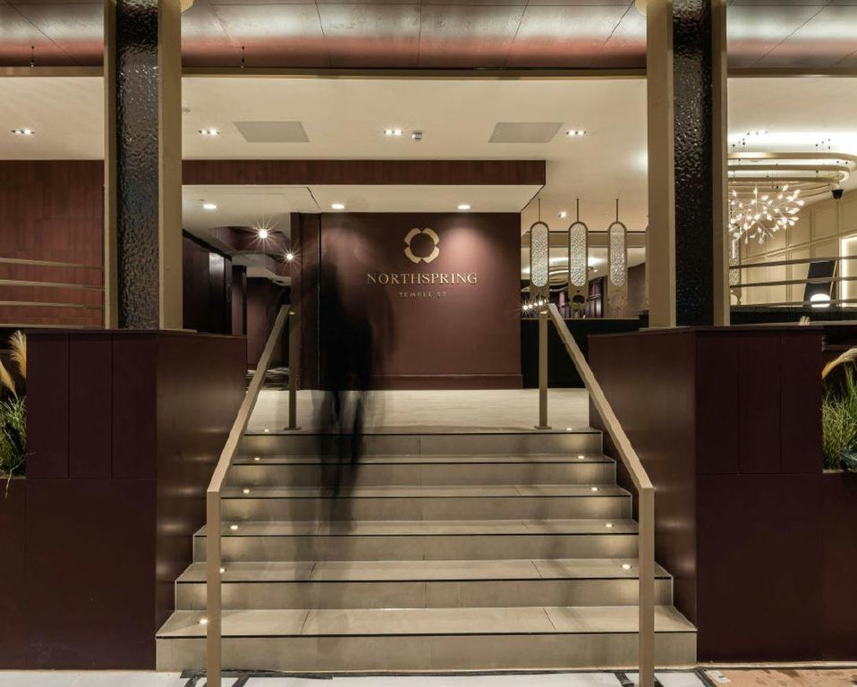 Property photo 1 of 11 31 Temple Street Entrance.Jpg