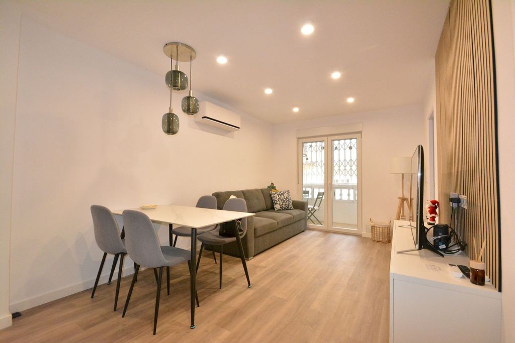 Property photo 3 of 31