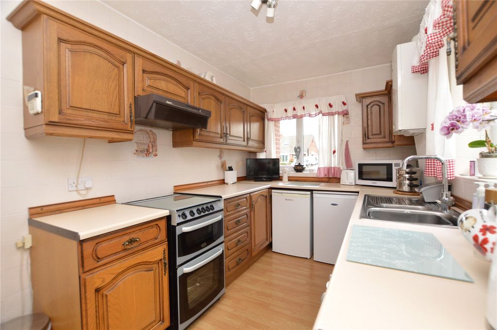 Property photo 3 of 12 Picture No. 01