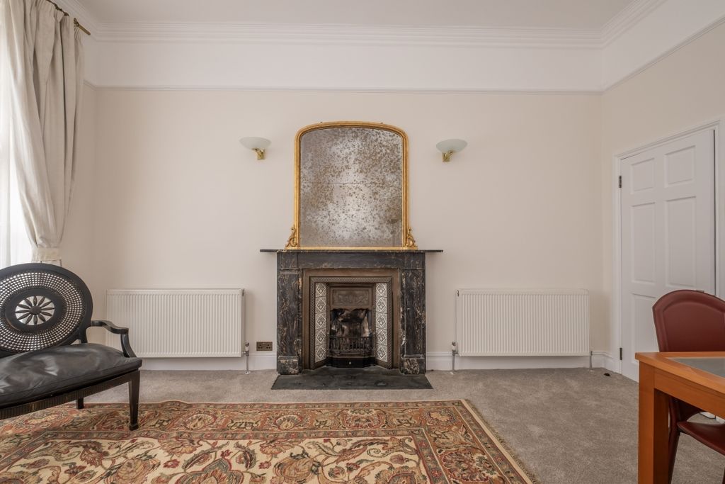 Property photo 3 of 11 3-10-Oakhill-Road...