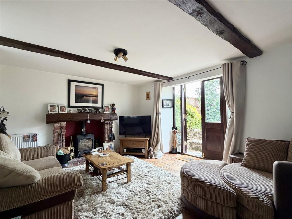Property photo 2 of 14