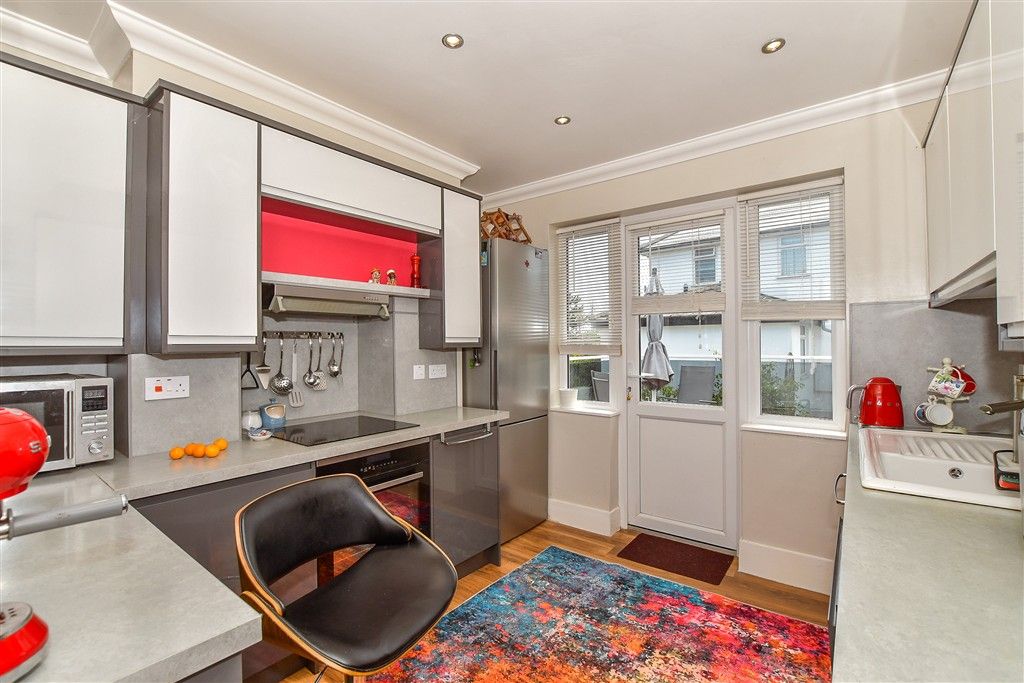 Property photo 1 of 14 Kitchen