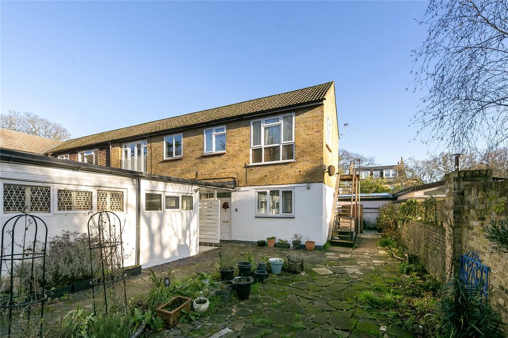 Property photo 3 of 11 Picture No. 06