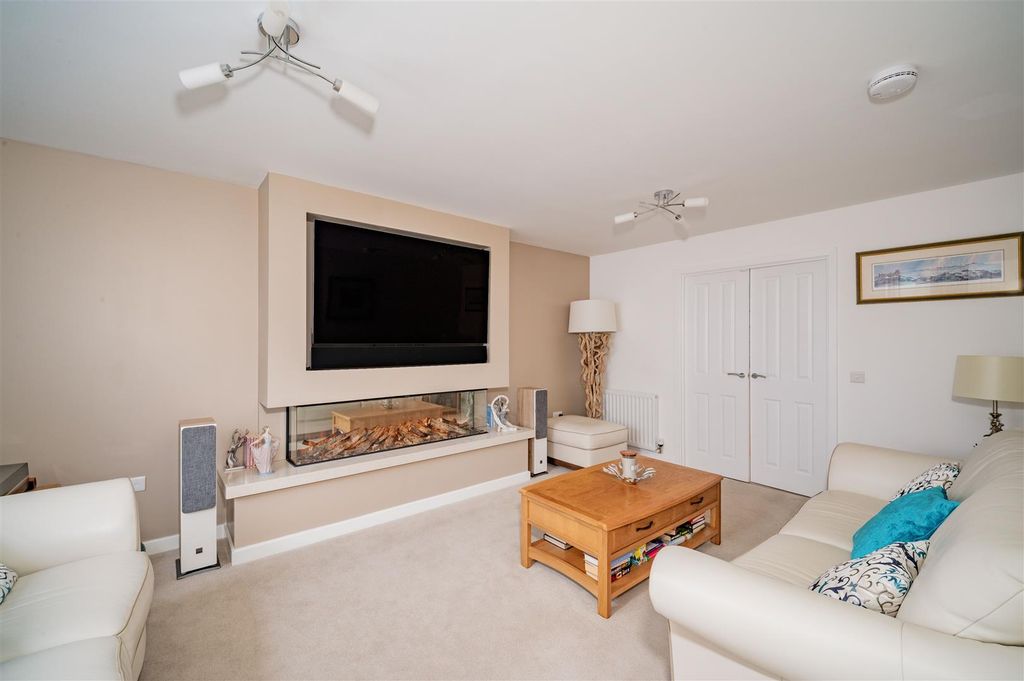 Property photo 3 of 43 11 Red Squirrel Way Liff-17.Jpg