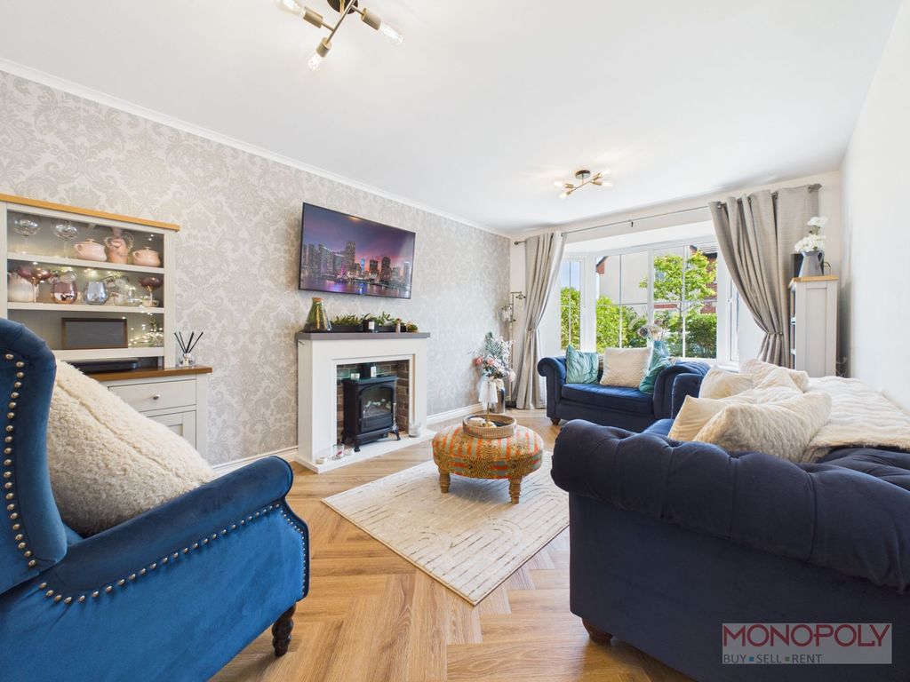 Property photo 2 of 40