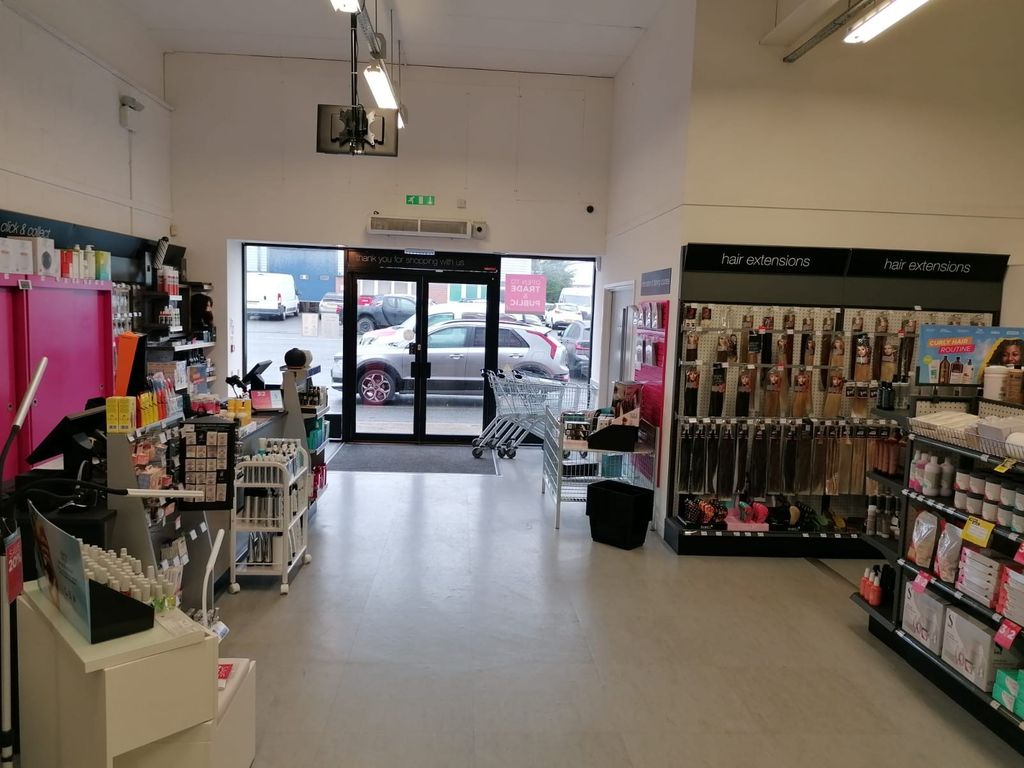 Property photo 3 of 10