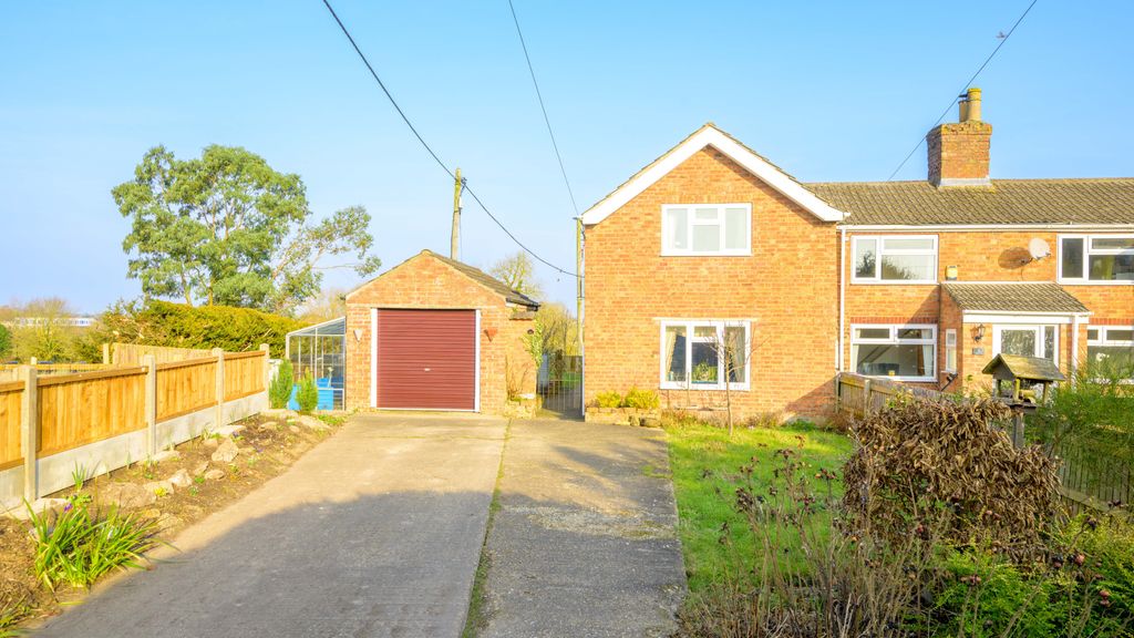 Property photo 1 of 28