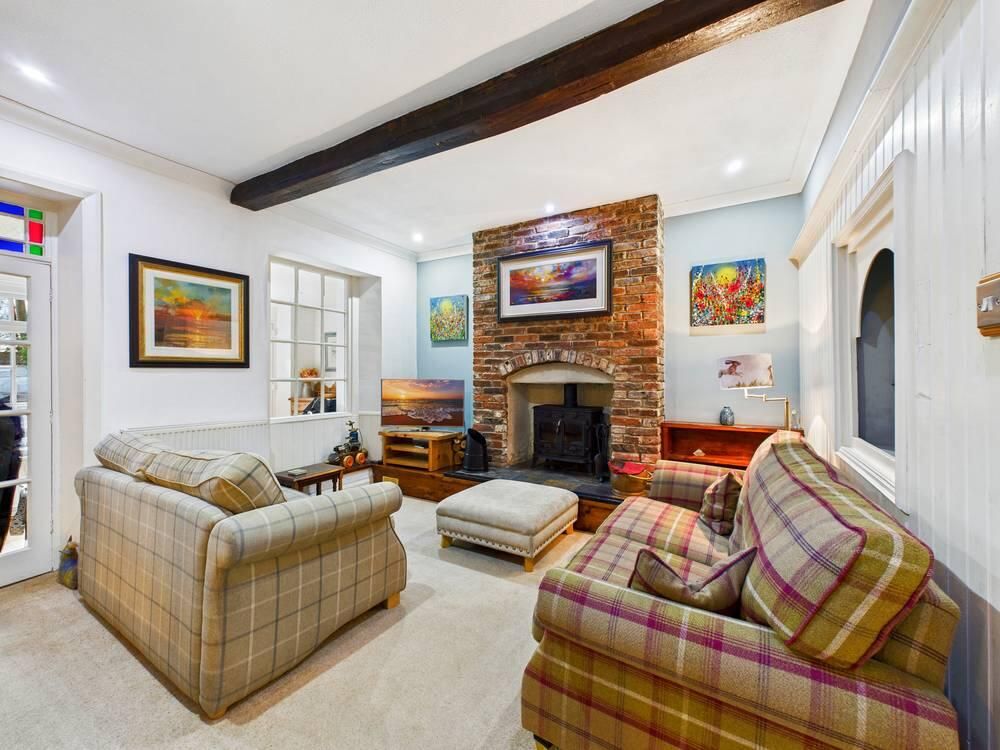 Property photo 3 of 23 Living Room