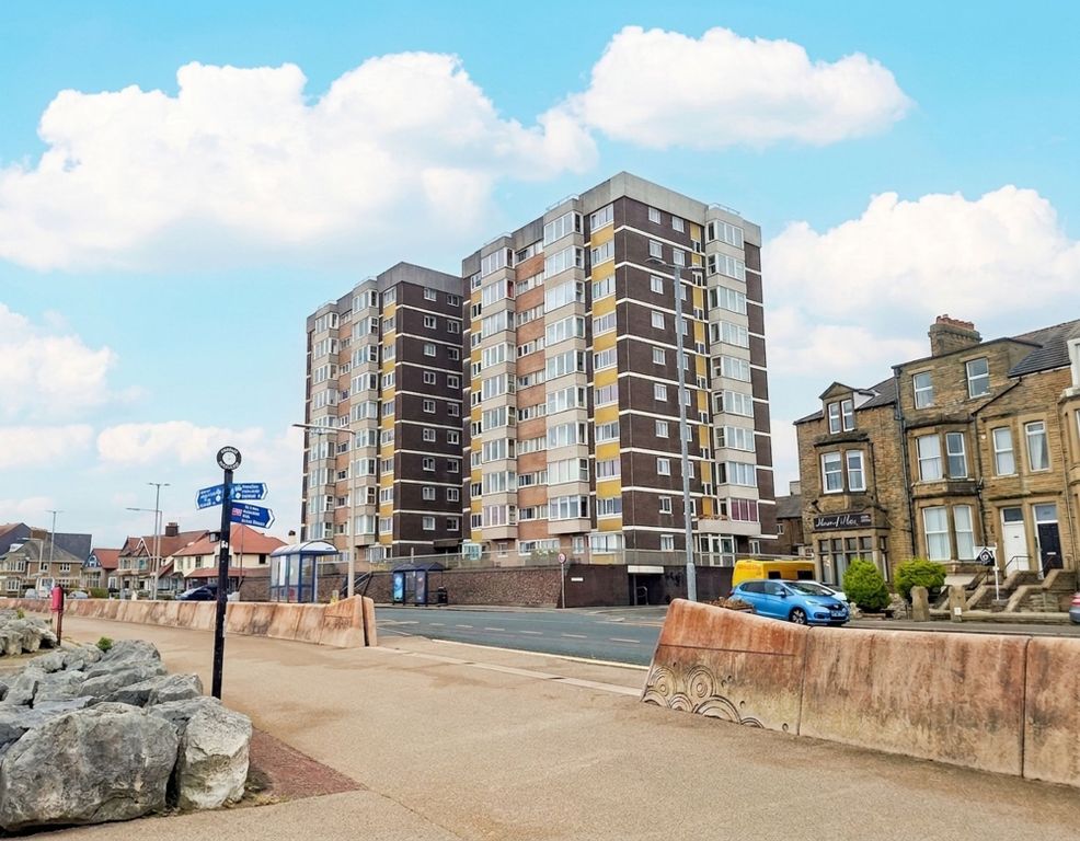 Property photo 1 of 12 Welcome To Lakeland House